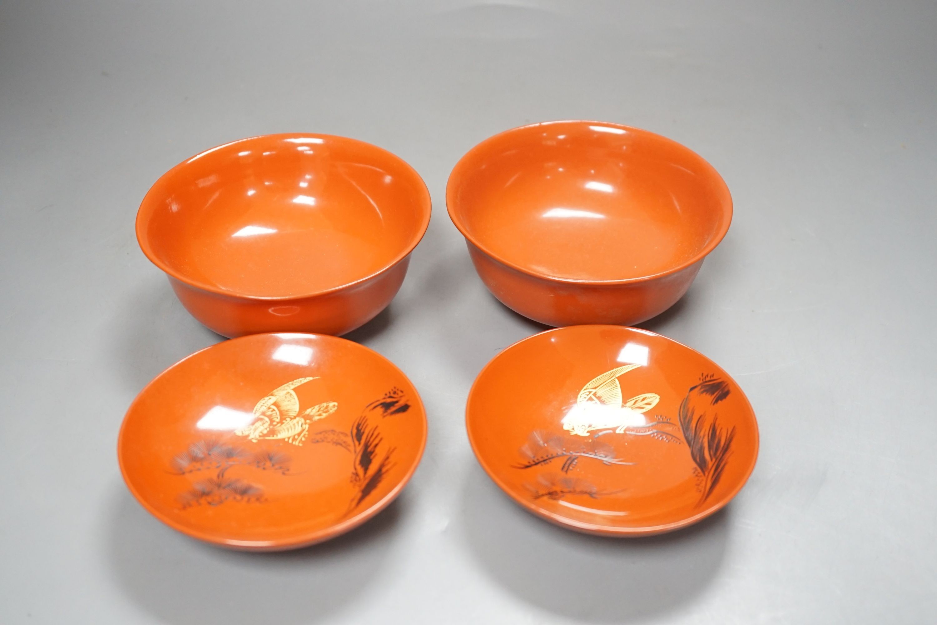 Two sets of Japanese lacquer bowls and covers, 20th century